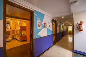 goSTOPS Bengaluru Gandhi Nagar Majestic.