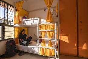 goSTOPS Bengaluru Gandhi Nagar Majestic.