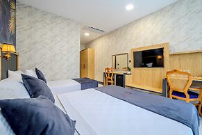 Bulton Hotel Airport