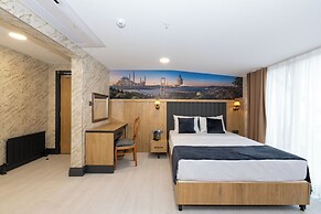 Bulton Delüxe Hotel Airport