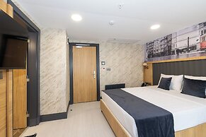 Bulton Delüxe Hotel Airport