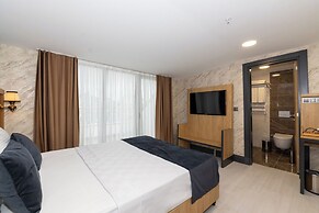 Bulton Delüxe Hotel Airport