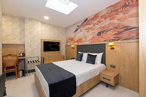 Bulton Delüxe Hotel Airport