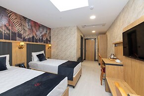 Bulton Delüxe Hotel Airport