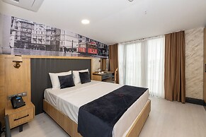 Bulton Delüxe Hotel Airport