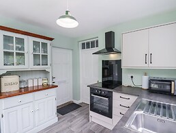 2 Whinstone Cottage