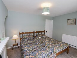 2 Whinstone Cottage