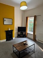 Cozy Manchester Retreat With 2 Bedrooms