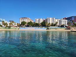 Pyxis Point Hotel - All Inclusive