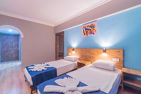 Pyxis Point Hotel - All Inclusive