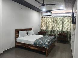 Hotel Mid Town