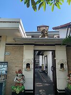 Capital O 94586 New Asta Graha Homestay