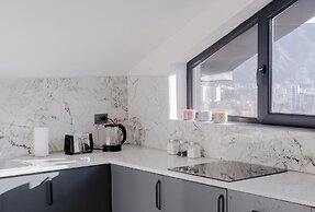 Niabi 3BDR Mansard