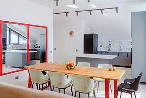 Niabi 3BDR Mansard