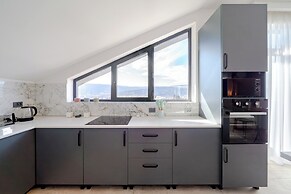 Niabi 3BDR Mansard