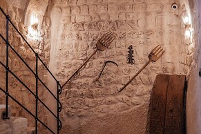 Lagoon Cave Suites