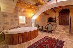 Lagoon Cave Suites