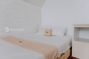White Cabin By Travelink
