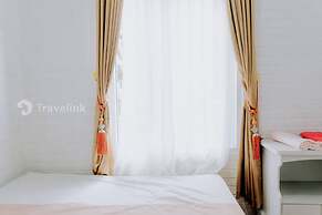 White Cabin By Travelink