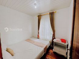 White Cabin By Travelink