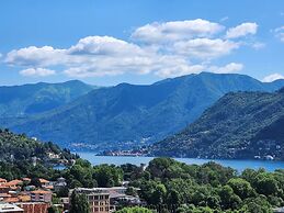 Sky Attic Lake Como