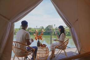 La Vela Legacy Resort
