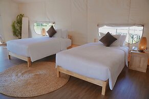La Vela Legacy Resort