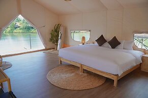 La Vela Legacy Resort