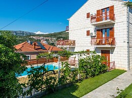 Villa Valjalo