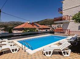 Villa Valjalo