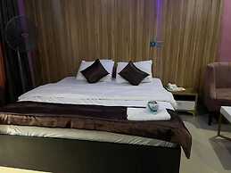 La Topik Hotel and Suites