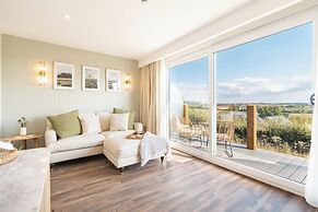 Elements Suites
