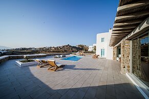 Mykonos Villa Sympatico Private Pool Sea Vistas