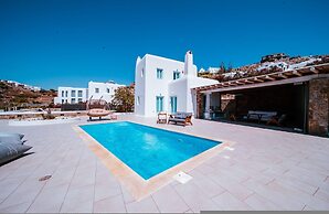 Mykonos Villa Sympatico Private Pool Sea Vistas