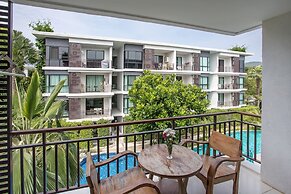 The Title Rawai Pool View Apartment F303