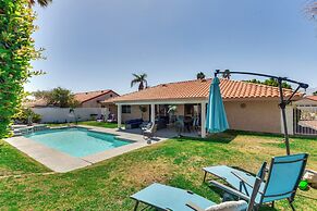 Game Room, Hot Tub & Mtn Views: Palm Springs Gem