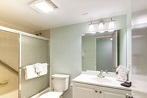 2 Mi to Sombrero Beach: Condo w/ Pool & Hot Tub