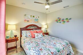 10 Mi to Ocean: Home w/ Lanai in Ormond Beach!