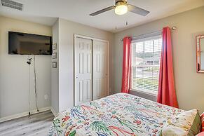 10 Mi to Ocean: Home w/ Lanai in Ormond Beach!