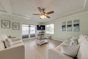 Waterfront Gem w/ Decks, Views & More in Key Largo