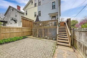 Near Dtwn, Dining & Bars: Spacious Cincy Home Base