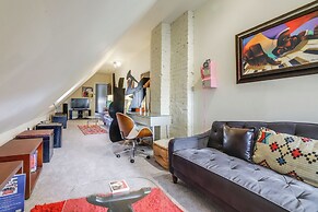 Near Dtwn, Dining & Bars: Spacious Cincy Home Base