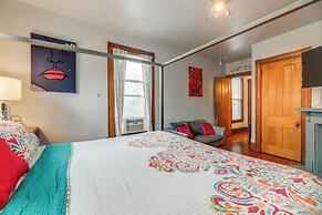 Near Dtwn, Dining & Bars: Spacious Cincy Home Base
