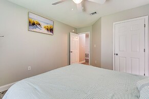 6 Mi to Navarre Beach: Dog-friendly Home w/ Yard