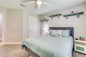 6 Mi to Navarre Beach: Dog-friendly Home w/ Yard