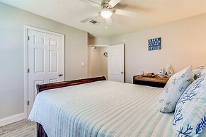 6 Mi to Navarre Beach: Dog-friendly Home w/ Yard