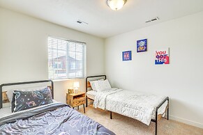 9 Mi to Downtown Slc: Peaceful Home w/ Pool Access