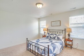 9 Mi to Downtown Slc: Peaceful Home w/ Pool Access