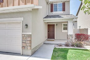 9 Mi to Downtown Slc: Peaceful Home w/ Pool Access