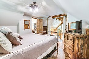 5 Mi to Helen: Hideaway w/ Deck & Grill!